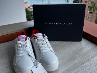 Tommy Hilfiger Original foto 3