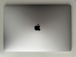 MacBook Pro 16 2019 — i9, 16GB, 1TB SSD, Radeon Pro 5500M