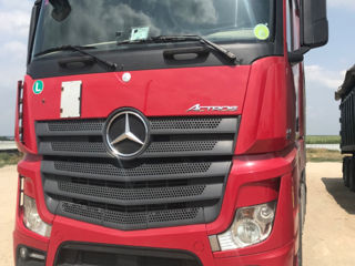 Mercedes Actros