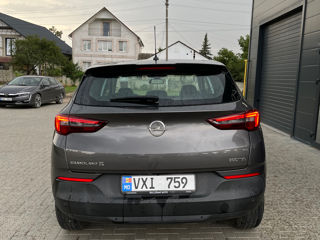 Opel Grandland X foto 8