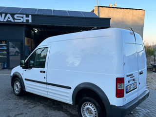 Ford Transit Connect foto 2