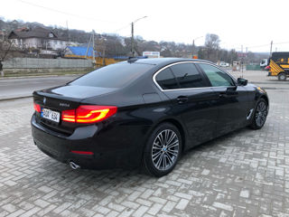 BMW 5 Series foto 4