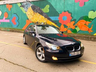 BMW 5 Series foto 1