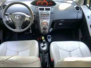 Toyota Yaris foto 5