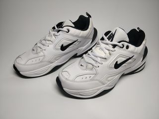 Nike m2k black white foto 2