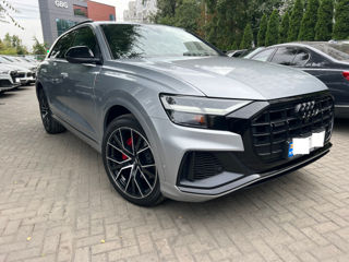 Audi Q8 foto 2