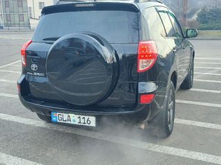 Toyota Rav 4 foto 3