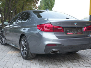 BMW 5 Series foto 2