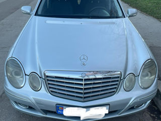 Mercedes E-Class foto 9