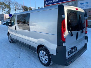 Opel Vivaro foto 3