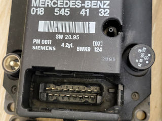 Mercedes-Benz 124 foto 5