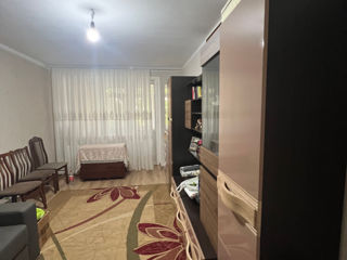 Apartament cu 3 camere, 61 m², Centru, Fălești foto 7