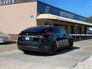 Tesla Model X foto 4