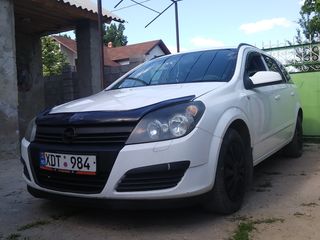 Opel Astra foto 1