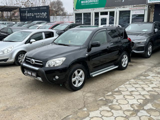 Toyota Rav 4 foto 4