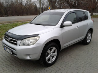 Toyota Rav 4 foto 3