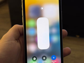 iPhone 11 64GB foto 4