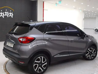 Renault Captur foto 2