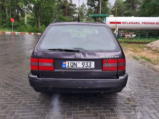 Volkswagen Passat foto 4