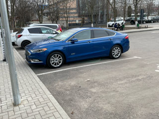 Ford Fusion foto 3