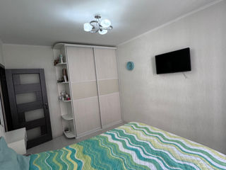 Apartament cu 2 camere, 53 m², Centru, Chișinău foto 3
