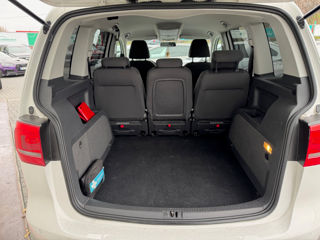 Volkswagen Touran foto 18