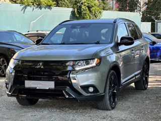 Mitsubishi Outlander foto 3