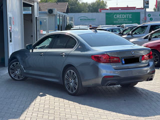 BMW 5 Series foto 3