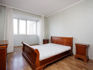 Apartament cu 2 camere, 74 m², Botanica, Chișinău foto 7