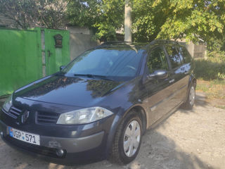 Renault Megane foto 2