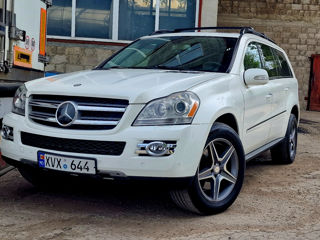 Mercedes GL-Class foto 2