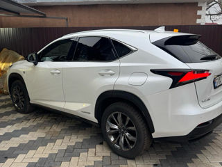 Lexus NX Series foto 6