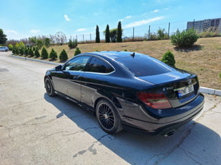 Mercedes C-Class Coupe foto 4