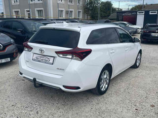 Toyota Auris foto 4