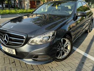 Mercedes E-Class фото 2