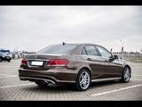 Mercedes E-Class foto 2