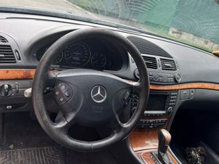 Mercedes E-Class foto 5