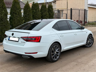 Skoda Superb foto 5