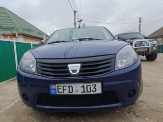 Dacia Sandero foto 3