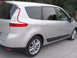 Renault Grand Scenic foto 7