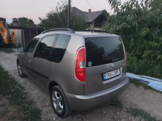 Skoda Roomster foto 2