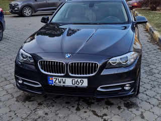 BMW 5 Series foto 4