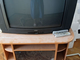 Два старых телевизора foto 3