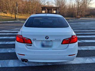 BMW 5 Series foto 2