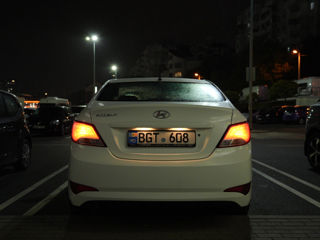 Hyundai Accent foto 10