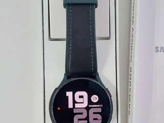 samsung galaxy watch 4 44mm olive foto 3