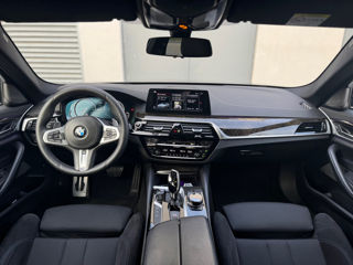 BMW 5 Series foto 7