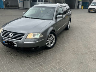 Volkswagen Passat foto 3