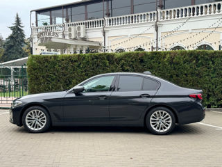 BMW 5 Series foto 7