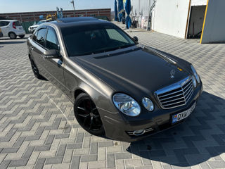 Mercedes E-Class